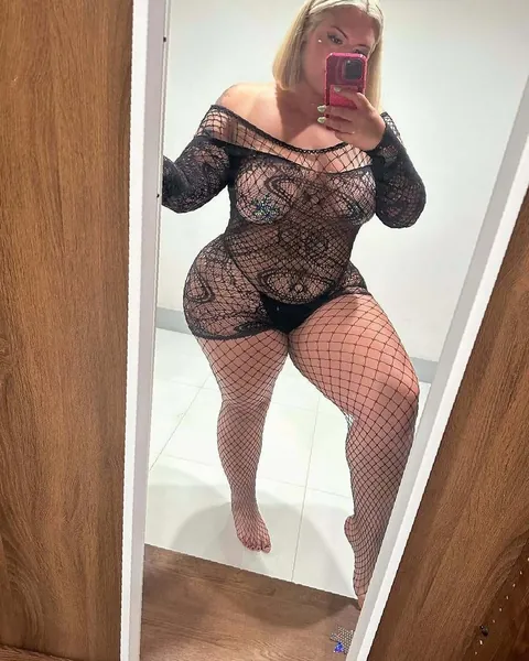 Cum on my big tits or deep in my pussy?