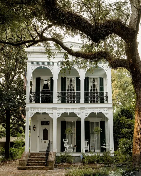 19th century double-gallery house in New Orleans, Louisiana [1080×1350]