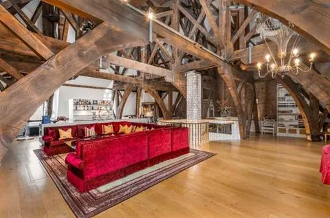 London apartment at St Pancras (1024 x 683)