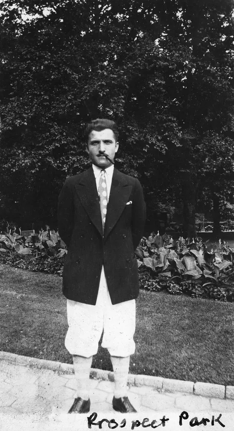 My Great Grandparents, Sam and Rose, it Brooklyn, NY 1925