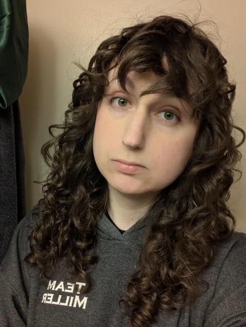 How to look like a real girl and not a man wearing makeup? 😭