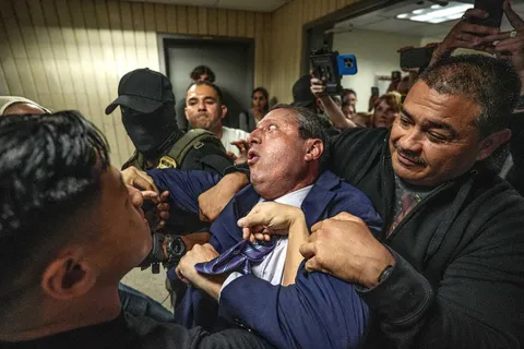 NYC Mayoral candidate and current comptroller Brad Lander arrested by ICE in Manhattan federal court