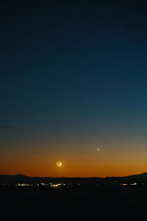 The 9% Illuminated Moon and Venus from Taos, New Mexico