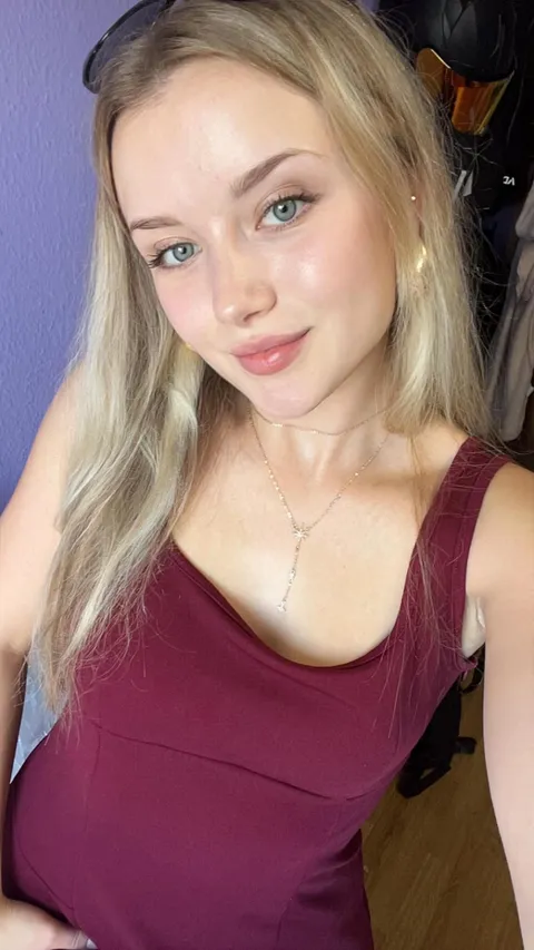 would you call me hot if you saw me irl? F18