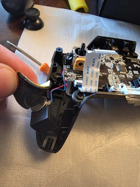 Received Counterfeit Pro Controller though Walmart.com (3rd party seller,  Fulfilled by Walmart)