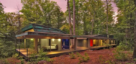 Hayes Residence, West Virginia