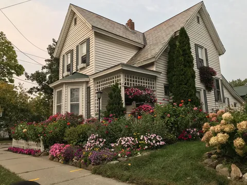This house around the corner from me takes my breath away every time I walk by.