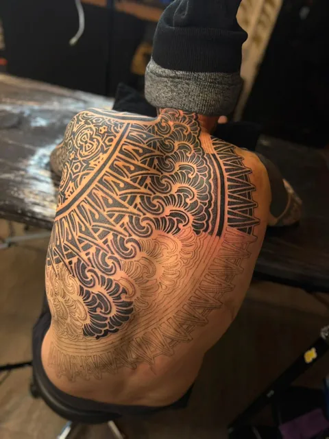 Israel Paketh, back/head, Buenos Aires, Argentina