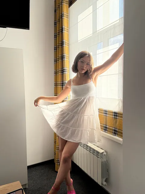 The sun's rays go well with this dress