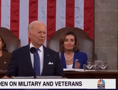 MRW my mom orders pizza for dinner