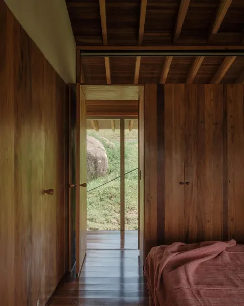 Superb WOODEN HOUSE in the hills of Brazil in Cunha, by Mariana Caires &amp; co (2024)