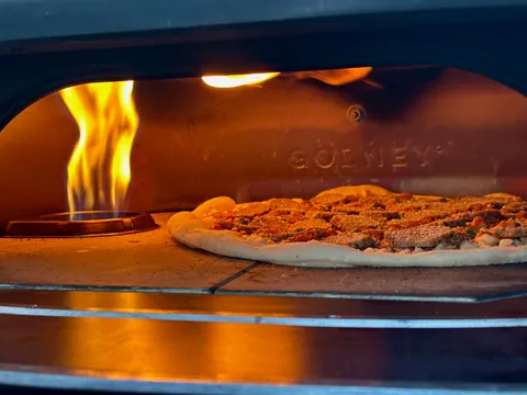 [Homemade] meatball pizza