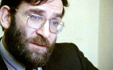 Dr. Harold Shipman, a British GP convicted for killing over 250 patients in his career, who hanged himself in prison in January 2004