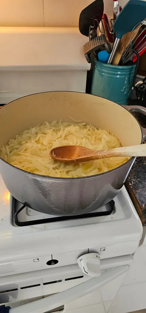[Homemade] French onion soup.