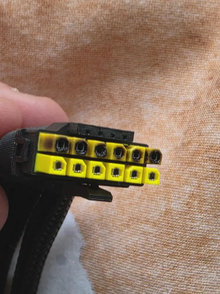 My RTX 5090 connector burned out