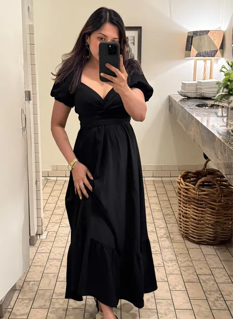 Some of my fave outfits of 2025. So many dresses 🤭