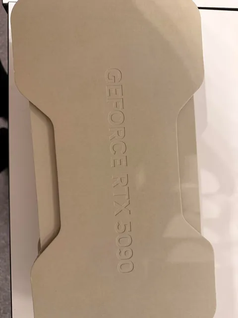 PCMR and Nvidia blessed me with the RTX 5090 FE Battlefield 6 edition and I’m STILL shaking