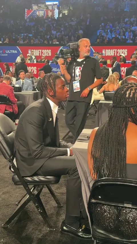 [All-Access] Caleb Wilson is selected 4th overall by the Chicago Bulls in the 2026 NBA Draft.