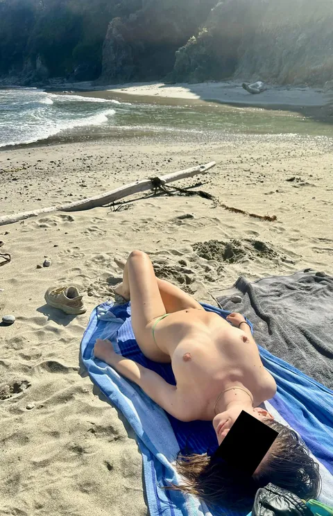 Would you like to come help me with my sunscreen?