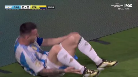 Messi roll vs Colombia 35'