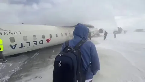 Delta plane crash landed in Toronto