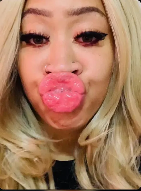 Found more of her ngl she got fye lowkey content fsfs