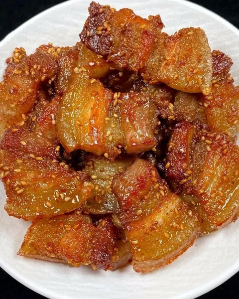 [Homemade] Crispy Fried Pork Belly w/ sesame seeds