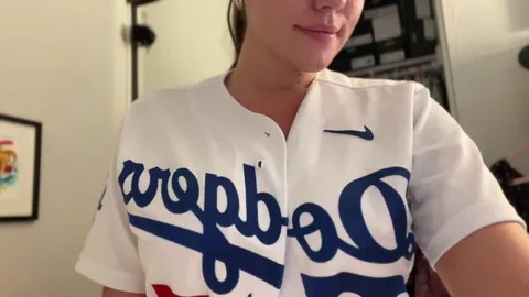 it's really so fun to slap them around