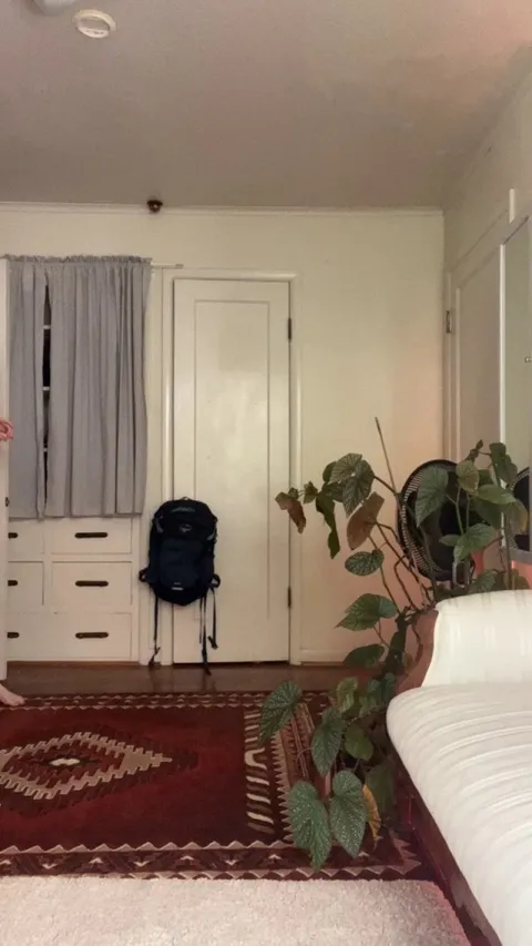 A wizard is never late, nor is he early. He arrives precisely when he means to 🧙🏻‍♂️