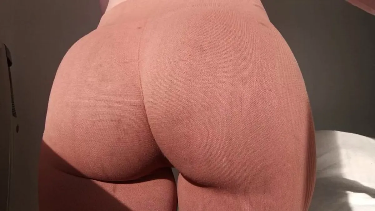 Would you help me stretch this pretty ass?