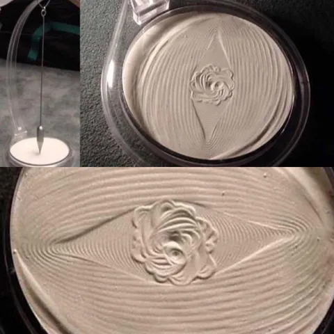 When a 6.8 magnitude earthquake hit Seattle in 2001, shop owner Jason Ward discovered that the quake had produced this pattern in a sand-tracing pendulum.