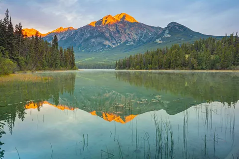 Pyramid Lake, Jasper [OC] [3444x2296]
