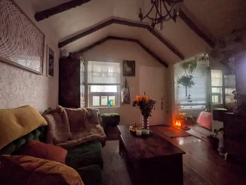 7:47pm in my hundred year old apartment