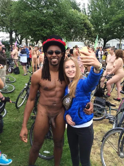 Sexy CFNM