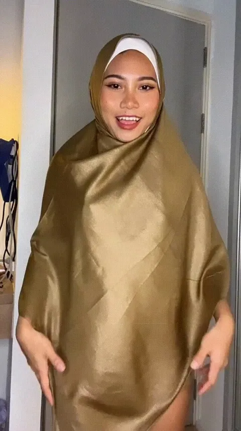 Tell me your age if you'd rail me without a condom
