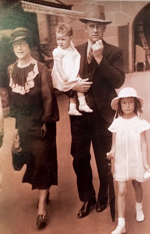 My Grandma and her little sister (with their parents). Sydney, Australia. 1930s vs 60 years later.