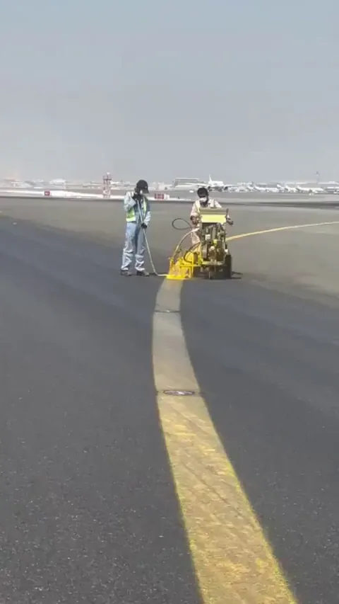Runway painting and without the lights
