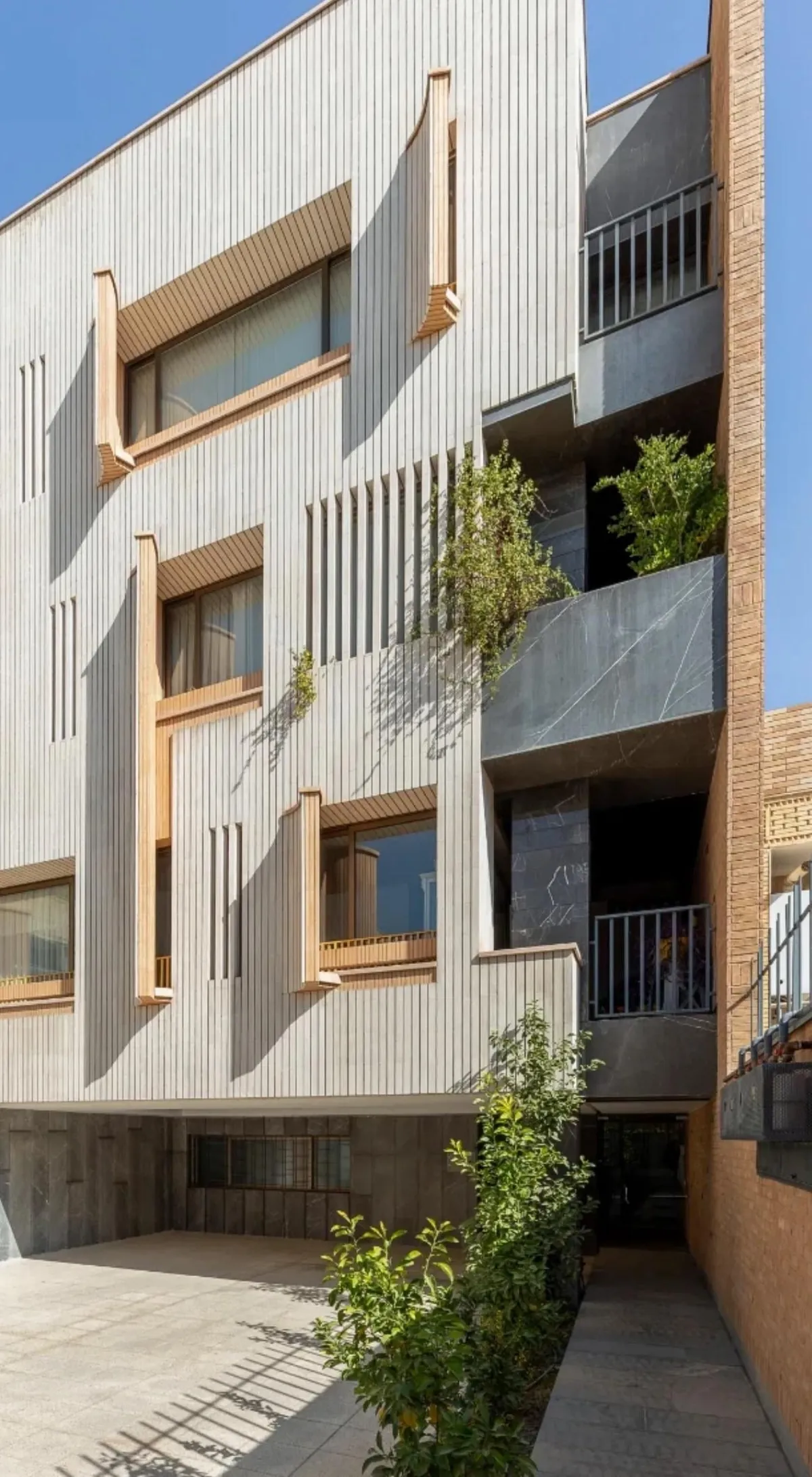 more examples of contemporary apartment buildings in Iran