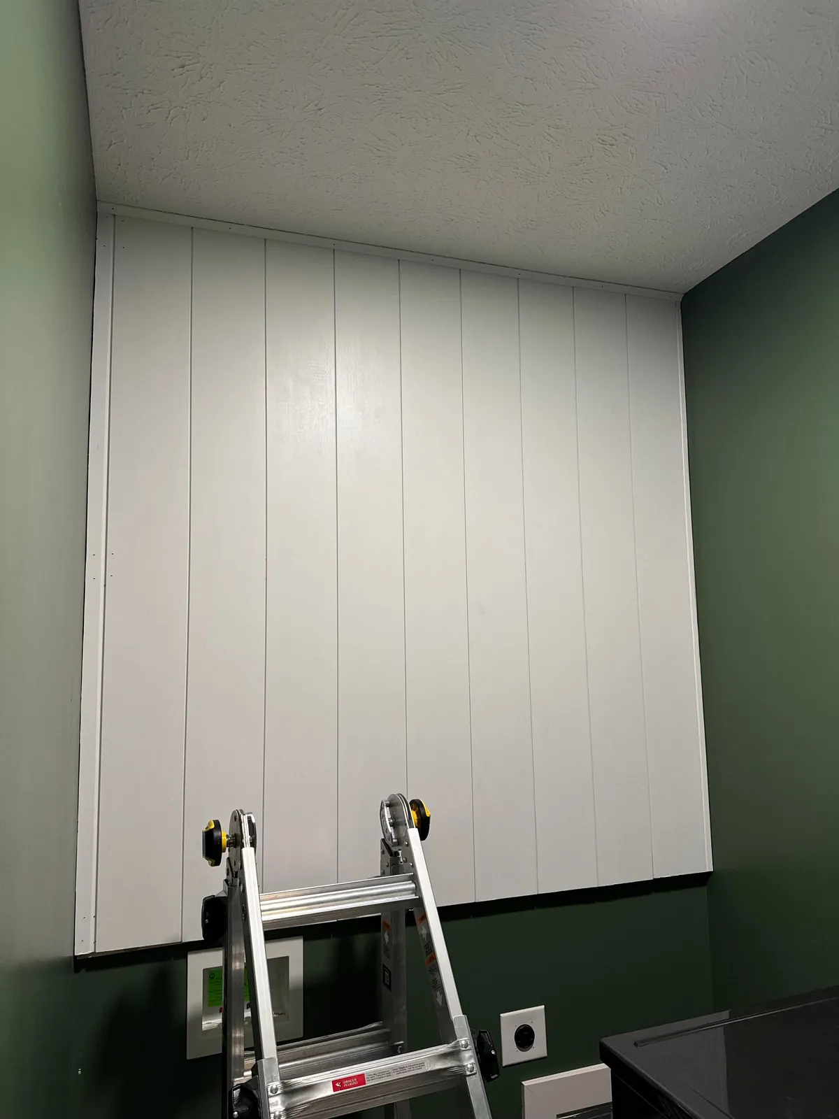 My Christmas present to my wife this year was renovating our laundry room. How did I do?