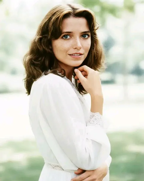 Celebrating her 75th birthday today, who is this actress pictured in 1980?