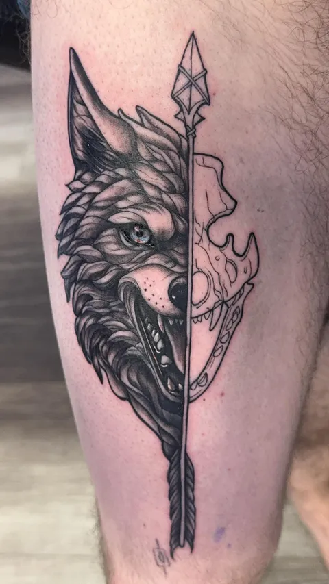 First tattoo I’ve ever gotten very happy 