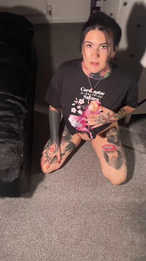 Question, if your wife refuses to suck your cock.. should it be acceptable to have someone else do it and not feel guilty