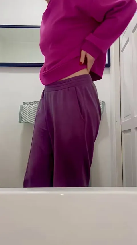 Who needs to use the toilet when the bath is bigger? 