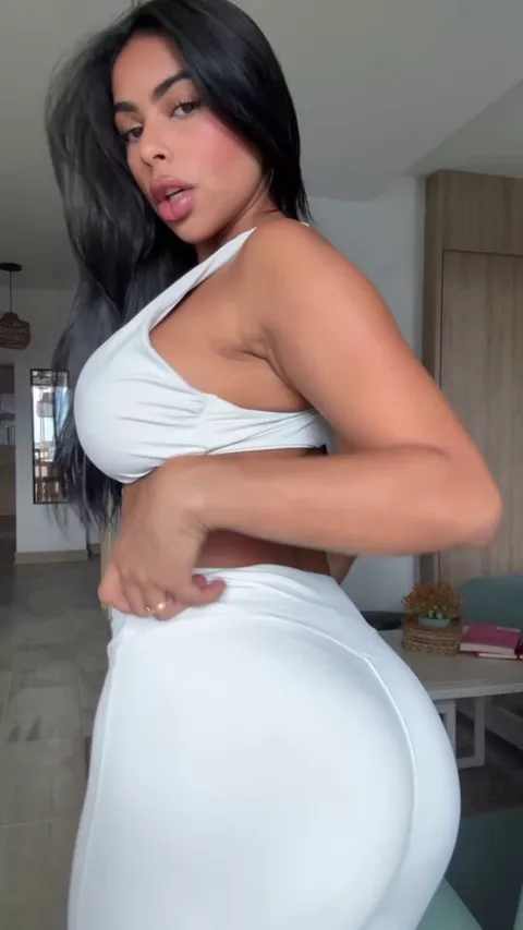 Flirting’s my cardio, and I’m in shape