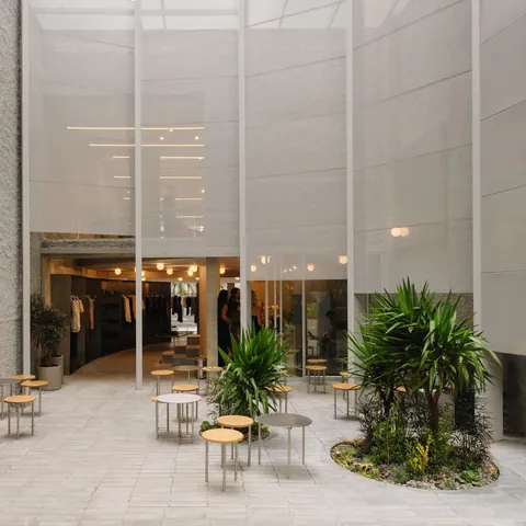 Store With A Gap by Studio Cadena