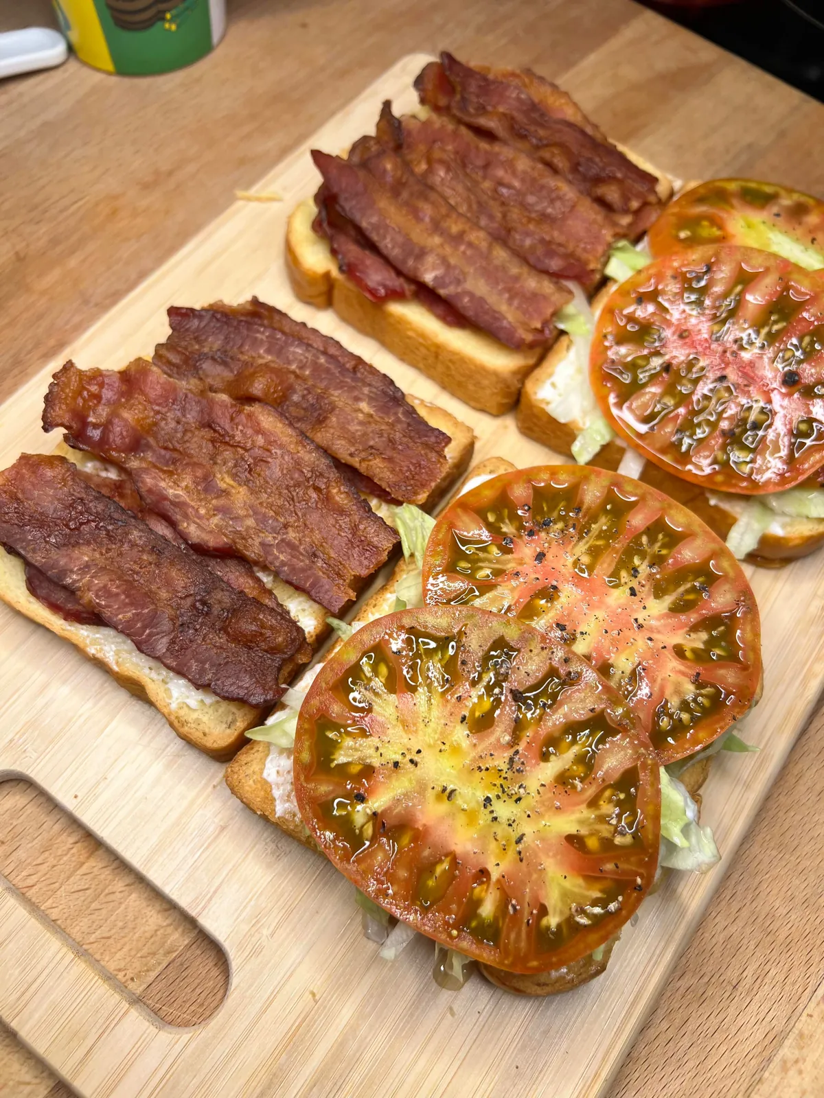 [homemade] Heirloom Tomato BLT