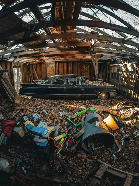 Abandoned car in Connecticut 