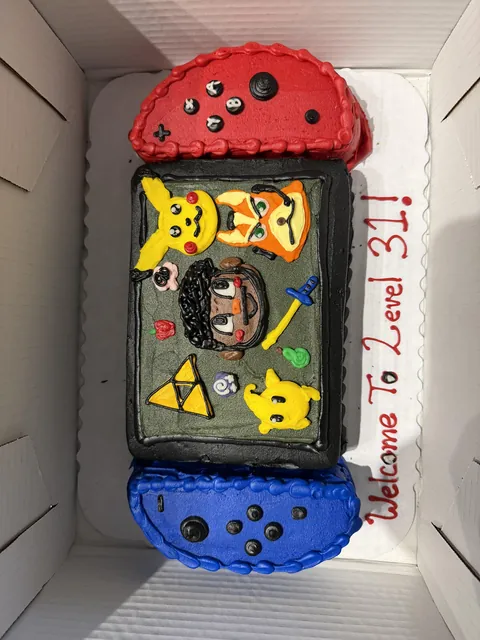 Wife surprised me with a Switch themed cake for my 31st 🥹
