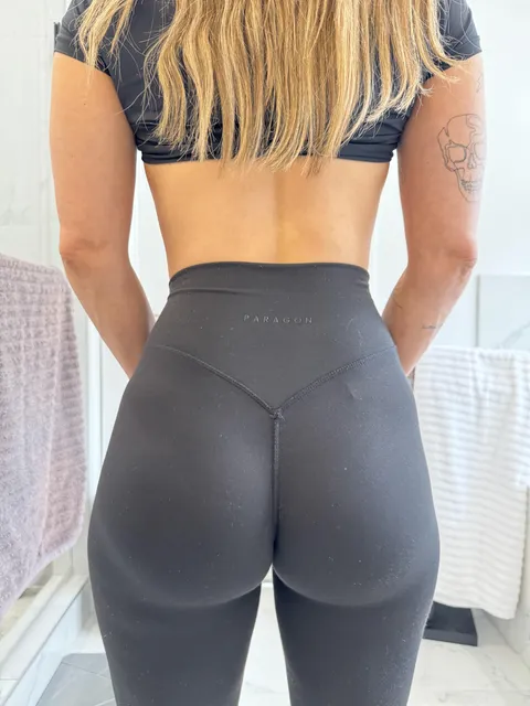 Put this booty in a museum already
