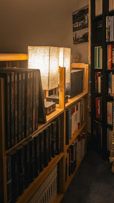 The vibe in this room never gets old, but I’m running out of space for new books